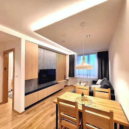 Maja, Zlatni Javor Apartamento