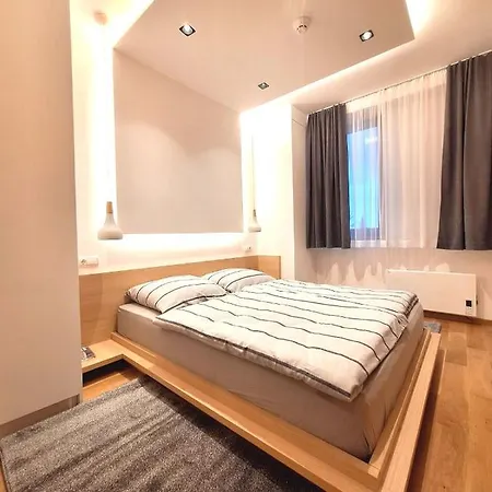 Maja, Zlatni Javor Apartamento *