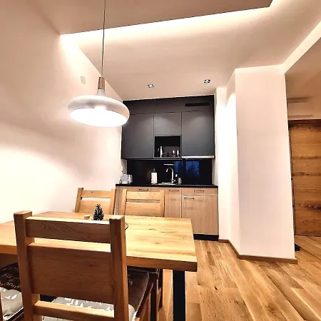 Maja, Zlatni Javor Apartamento