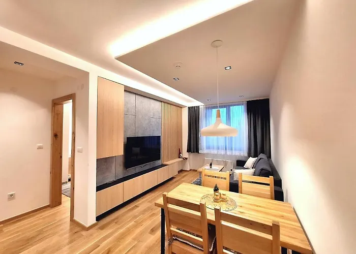 Maja, Zlatni Javor Apartamento